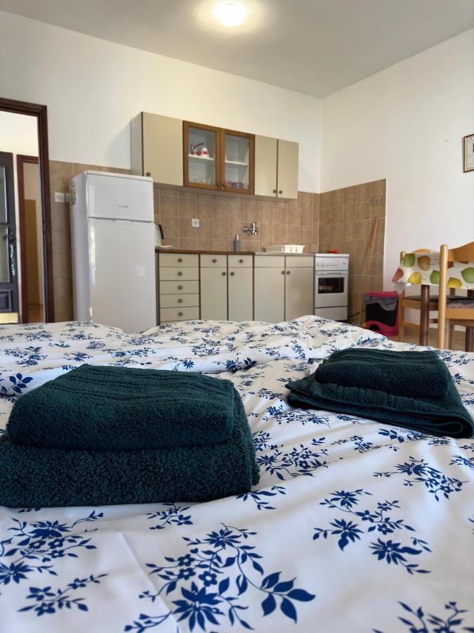 Apartmani Marko Novalja Exteriör bild