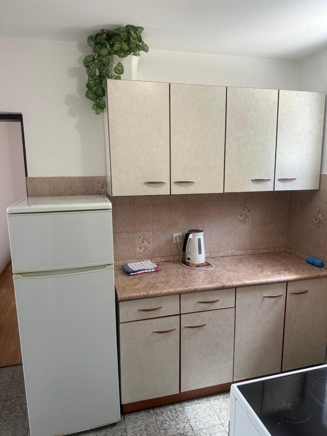 Apartmani Marko Novalja Exteriör bild