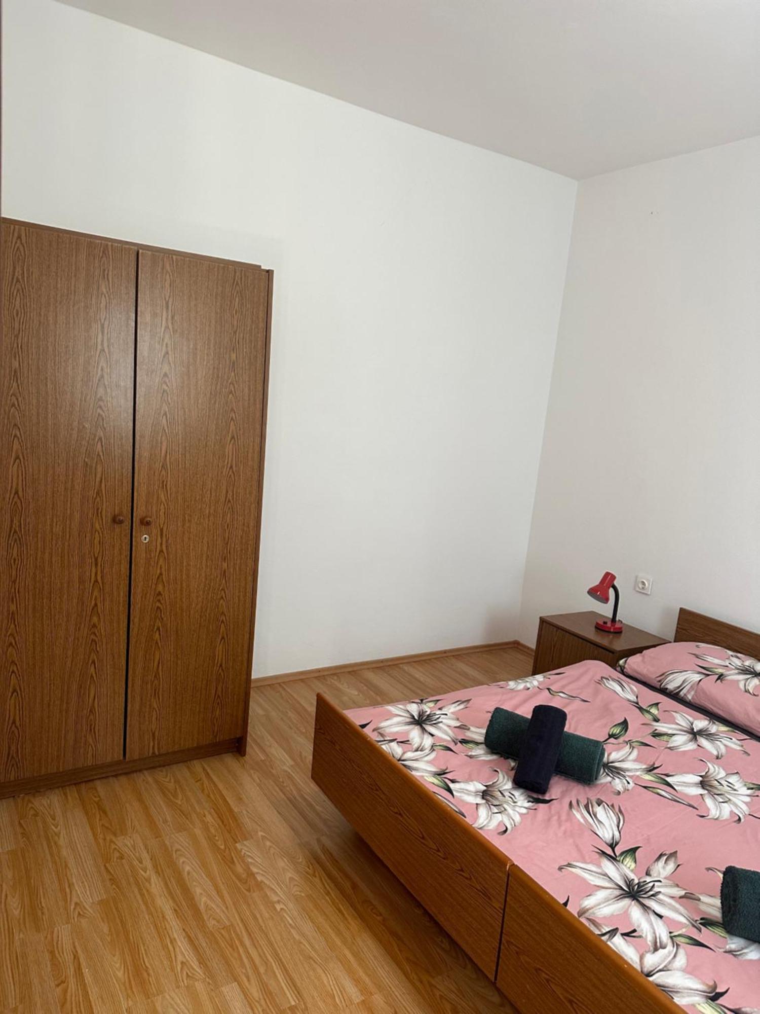 Apartmani Marko Novalja Exteriör bild